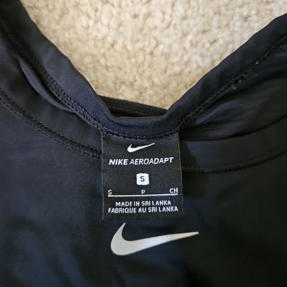 Nike Training Aeroadapt crop top in black S - Picture 6 of 9